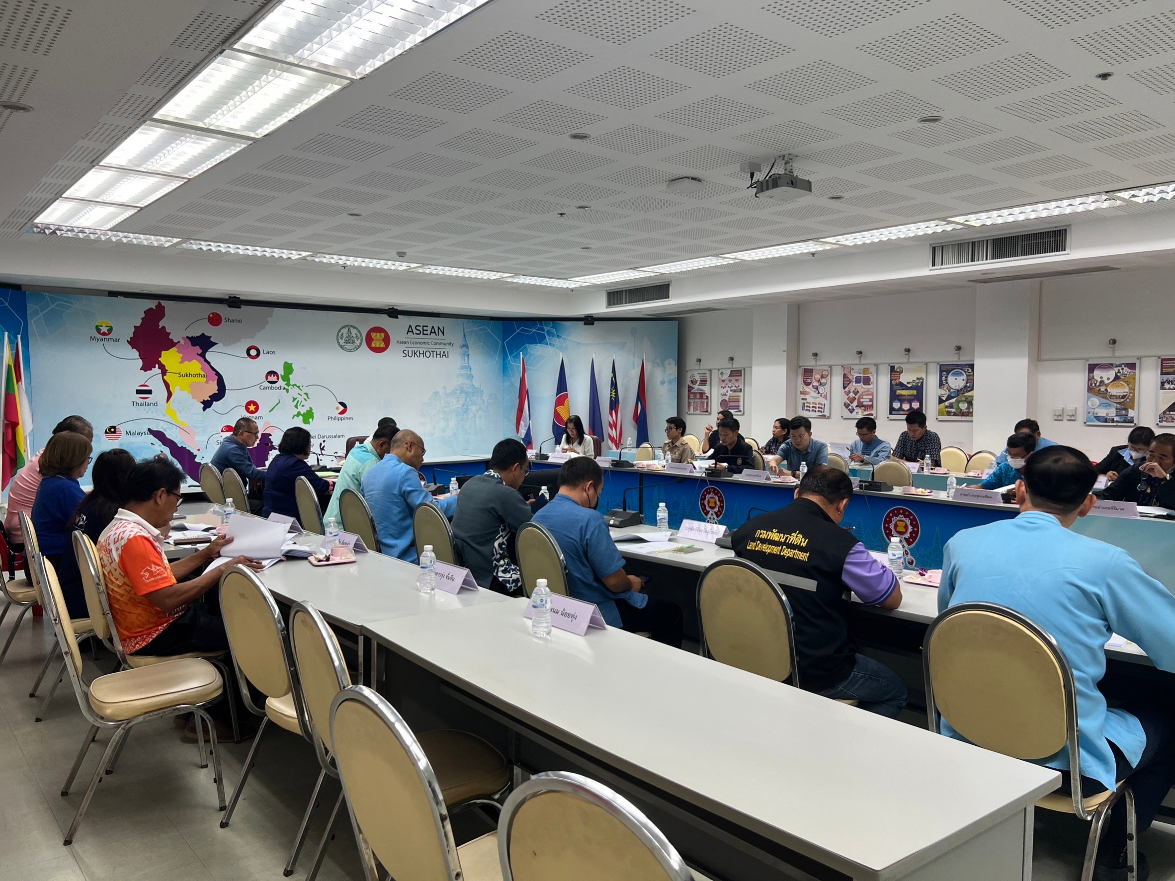 title - ประชุมคณะกรรมการปฏิรูปที่ดินจังหวัดสุโขทัย (คปจ.) ครั้งที่ 3/2566 | 8 ธันวาคม 2566 |